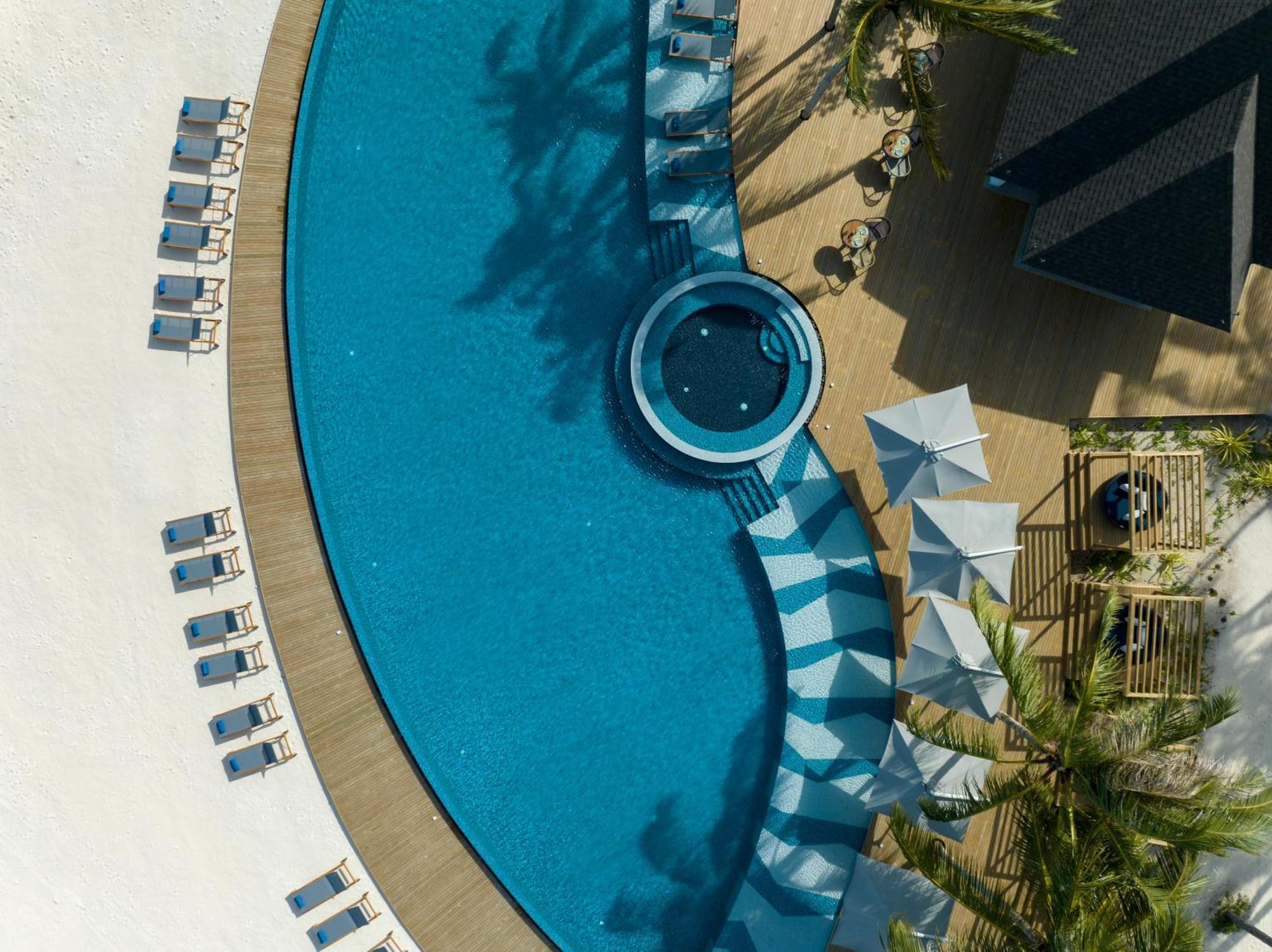 Avani Plus Fares Maldives Resort - 50 Percent Off On Seaplane Transfer For Minimum Stay Of 3 Nights And More For Stays Until 31 October 2025 Kendhoo エクステリア 写真